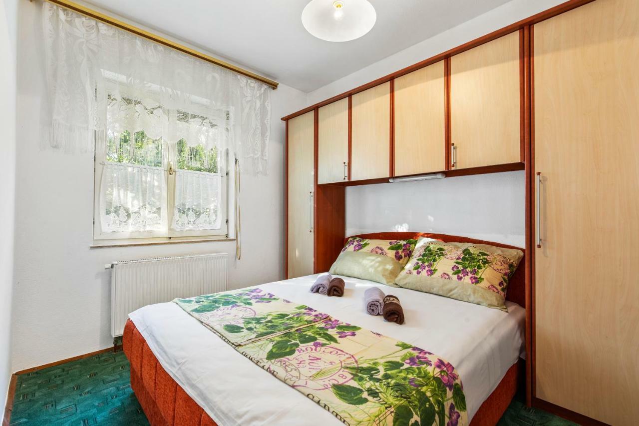 Ruza Apartment เซนญ์ ภายนอก รูปภาพ